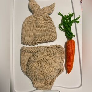 NB bunny w/ carrot photo outfit.